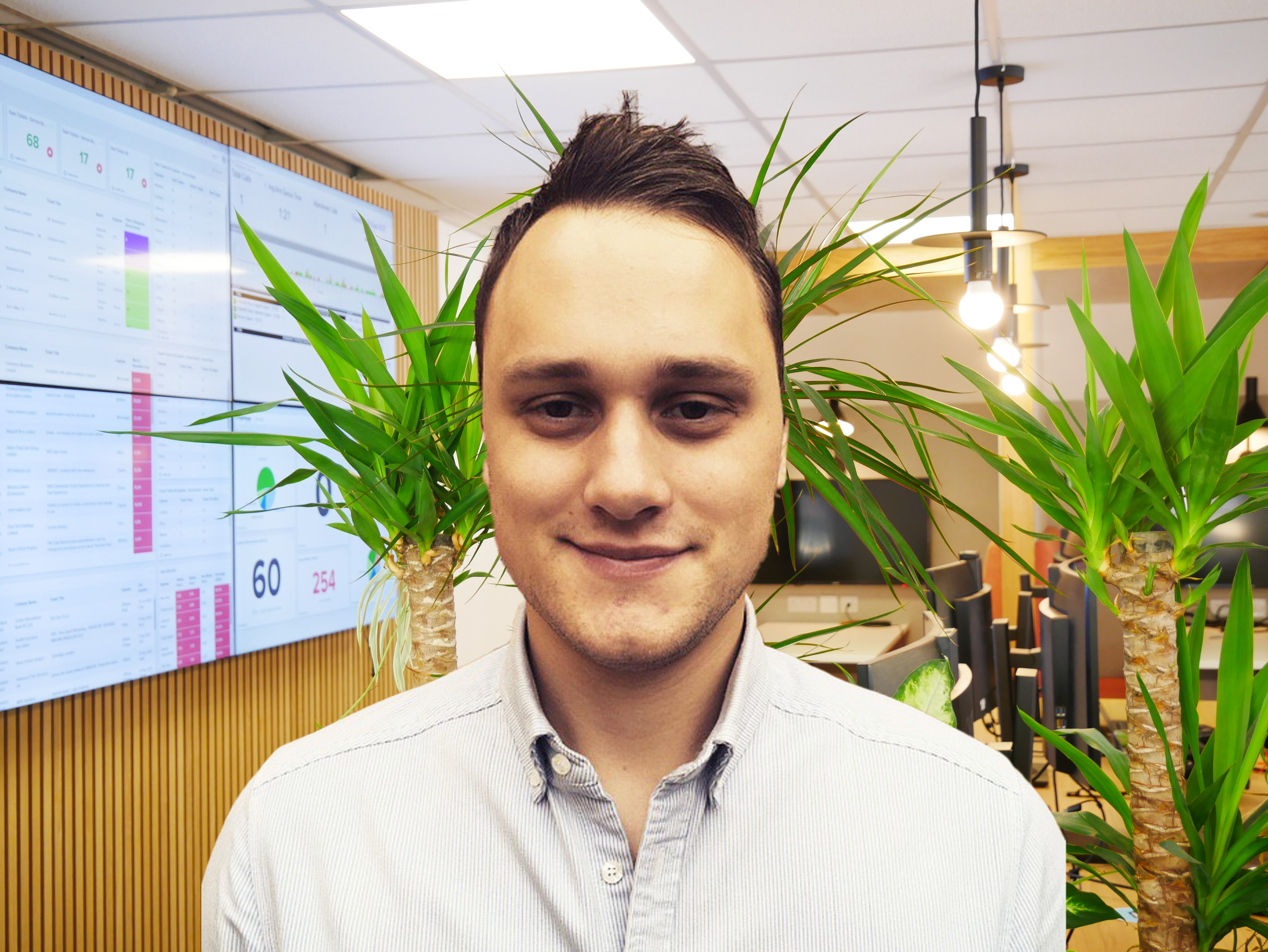 Headshot - Declan Knight